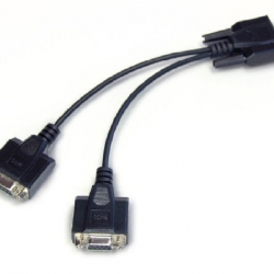 Câble en Y pour le branchement parallèle de deux terminaux à l’interface de données RS-232 de la balance